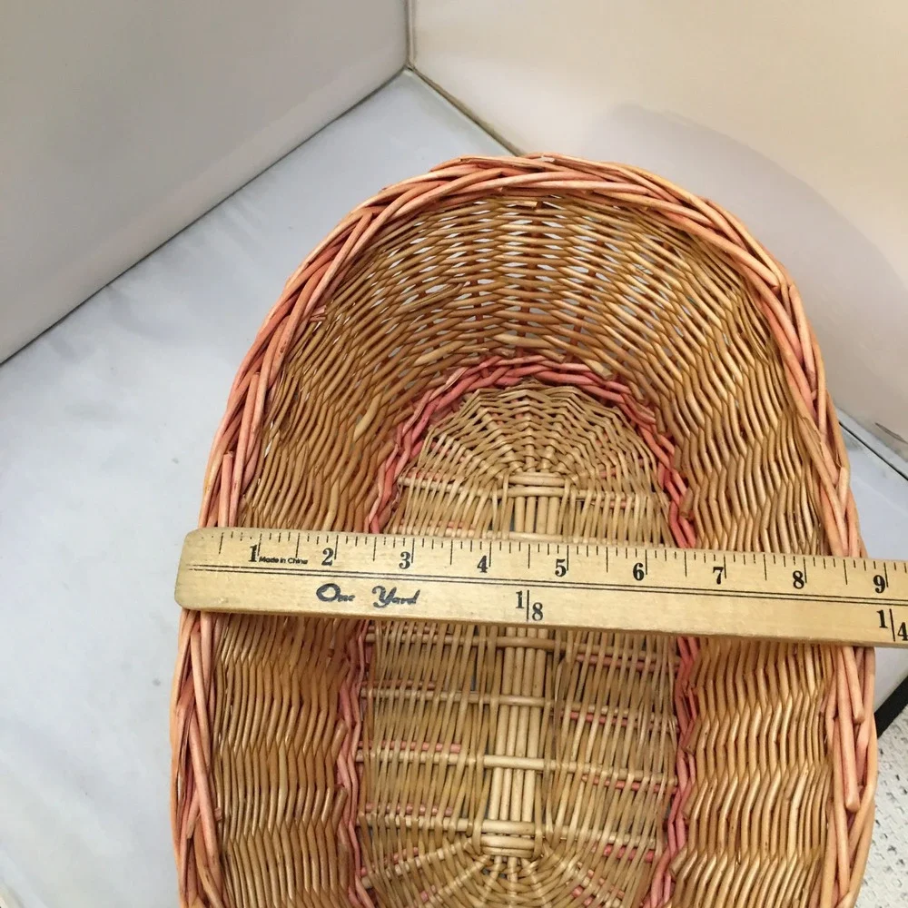 N/A woven wicker